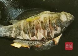 青菱鲫鱼豆腐汤的做法图解11