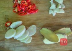 油爆基围虾的做法图解3