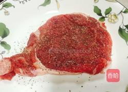 鹅肝配牛排含黑胡椒酱汁做法的做法图解1