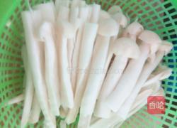 蘑菇汤的做法图解1