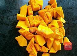 南瓜薏米羹的做法图解3