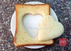 吐司煎鸡蛋的做法图解3