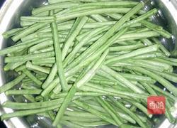 长豆角炒肉的做法图解1