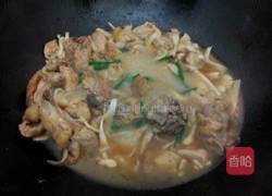 鲜鸡焖秀珍菇的做法图解9
