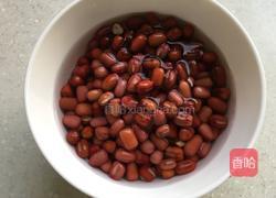 保温焖烧杯红豆汤的做法图解1