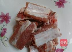 排骨炖山药的做法图解1