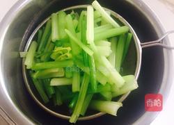 清炒芹菜的做法图解7