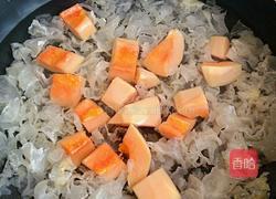木瓜银耳汤的做法图解3