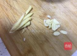 排骨年糕的做法图解3