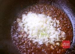 牛肉辣酱的做法图解7