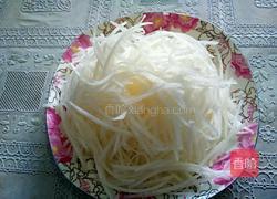 蒸萝卜丝的做法图解2