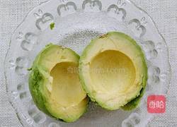 牛油果果汁的做法图解3