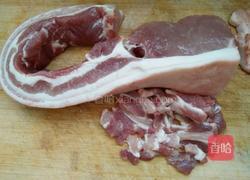 猪肉大葱饺子馅的做法图解1