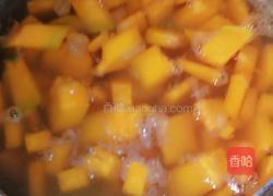 绿豆南瓜汤的做法图解5