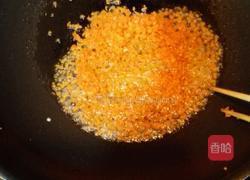 蟹黄豆腐煲的做法图解3