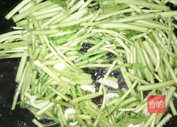 蒜香茼蒿的做法图解5