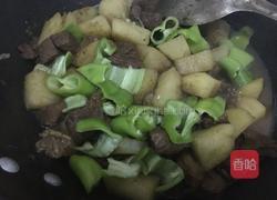 土豆炖牛腩的做法图解13