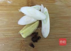 冬瓜大骨头汤的做法图解1