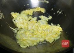 韭菜鸡蛋馅饼的做法图解3