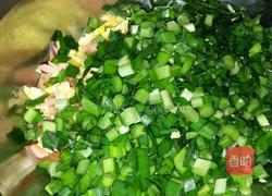 韭菜鸡蛋馅饼的做法图解5