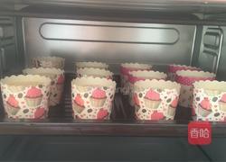 纸杯蛋糕的做法图解7