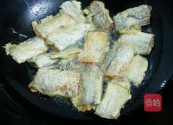 干炸带鱼的做法图解7