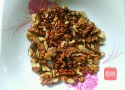 琥珀桃仁的做法图解2