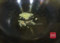 鱿鱼炒咸菜的做法图解2