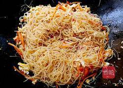 鸡蛋炒粉条的做法图解7