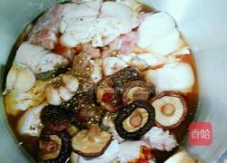 香菇猪蹄的做法图解4