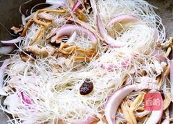 香菇鸡蛋炒米粉的做法图解8