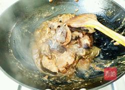 鲶鱼炖茄子的做法图解6