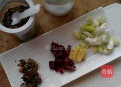 家常炖小笨鸡的做法图解1