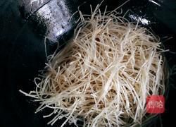 胡萝卜炒怀山粉条的做法图解4