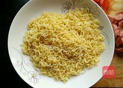 炒泡面的做法图解6