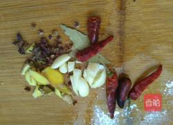 炒小龙虾的做法图解2