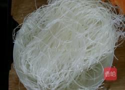 牛肉粉丝汤的做法图解2