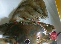 潮汕虾蟹砂锅粥的做法图解1