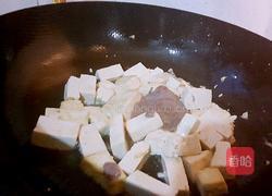 虾酱炒豆腐的做法图解6