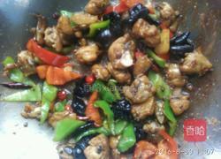 青椒炒鸡块的做法图解5