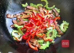 苦瓜炒腊肉的做法图解7