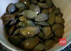 辣炒蚬子的做法图解1