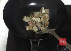 胡萝卜香菇烧土鸡的做法图解5