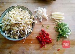 豆芽炒饼丝的做法图解5