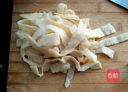 豆芽炒饼丝的做法图解7