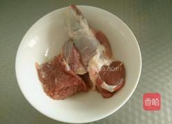 红烧羊肉萝卜的做法图解1