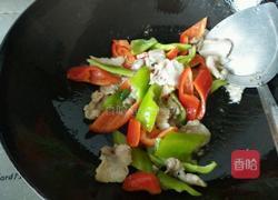 青椒炒五花肉的做法图解5