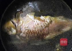 鲫鱼汤的做法图解4