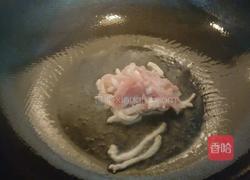 金针菇肉汤的做法图解4