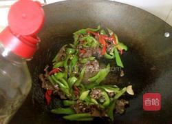 青椒炒牛柳的做法图解11